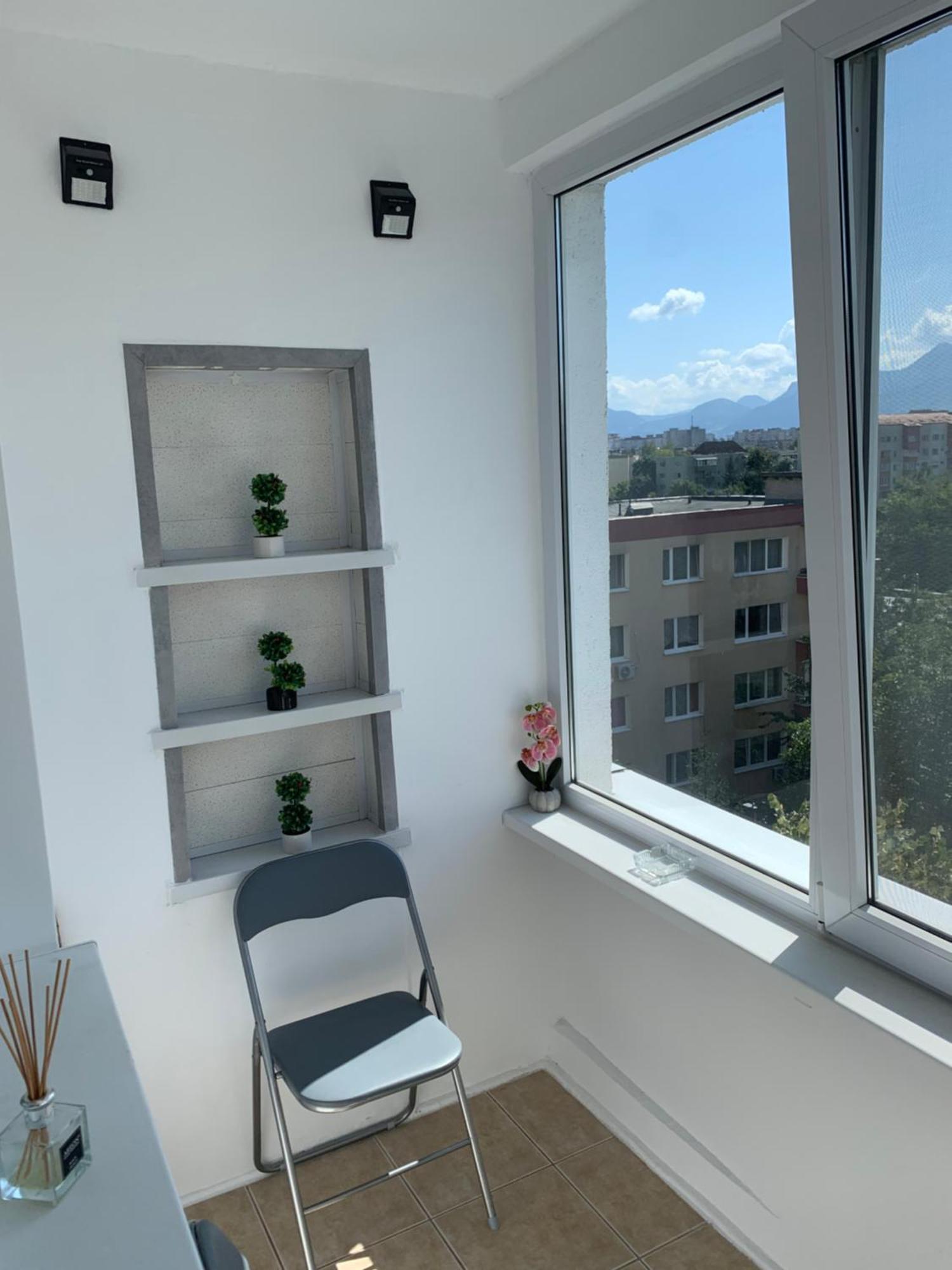 Victoriei Boulevard Private Apartment Брашов Екстериор снимка
